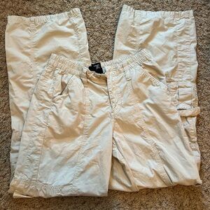 URBAN OUTFITTERS Y2K CARGO PANTS, size small, unworn, off-white color, pockets